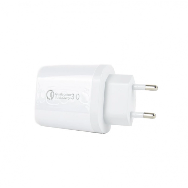 Power to USB 3 Port 2.1A 5V Fast Charge 3.0 - BK373